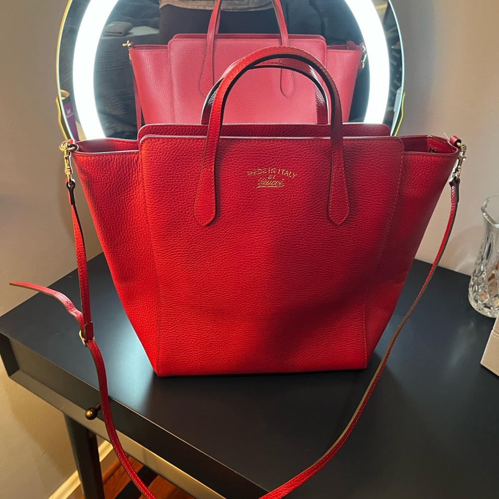Gucci red Swing bag